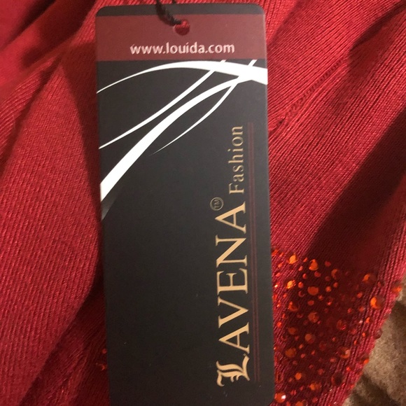 New Woman’s Lavena Red Sweater w/ Sparkles NWT!! - Picture 6 of 14